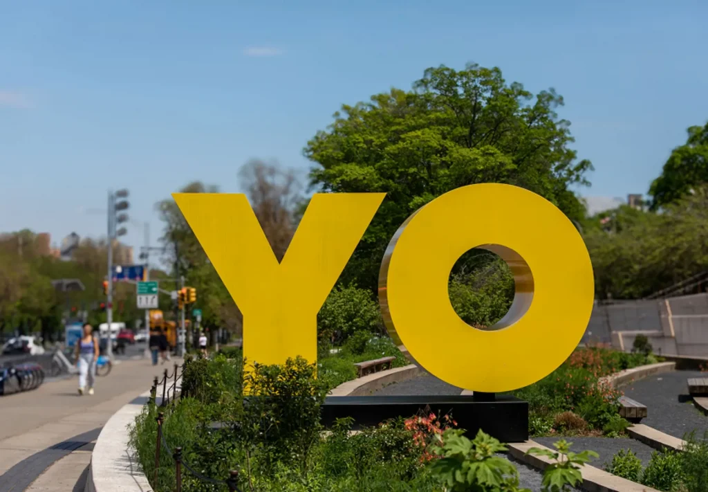 YO logo at Fort Greene neighborhood near Eighty Nine Dekalb luxury rental .